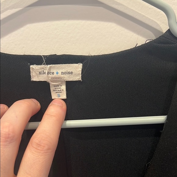 Silence and noise Chic Black V-Neck mini dress - Picture 3 of 5